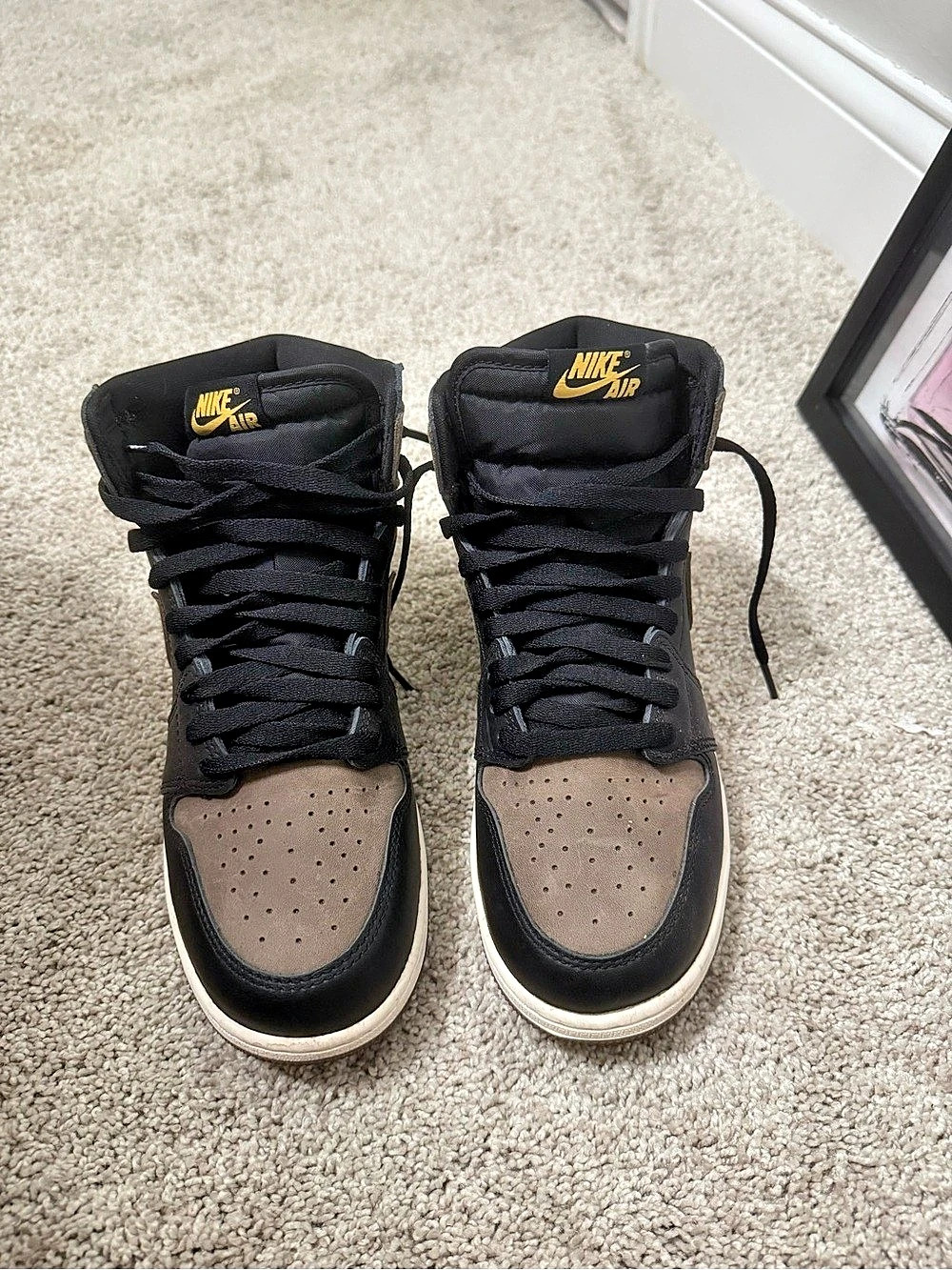 Nike Air Jordan 1 Mid Black & Brown US 7Y Sneakers